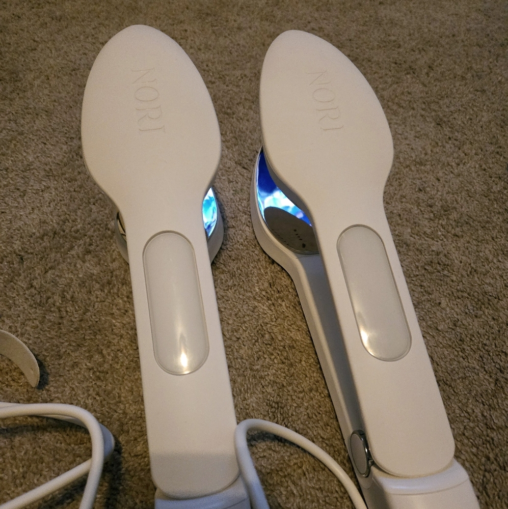 Two White Nori Irons NWOB